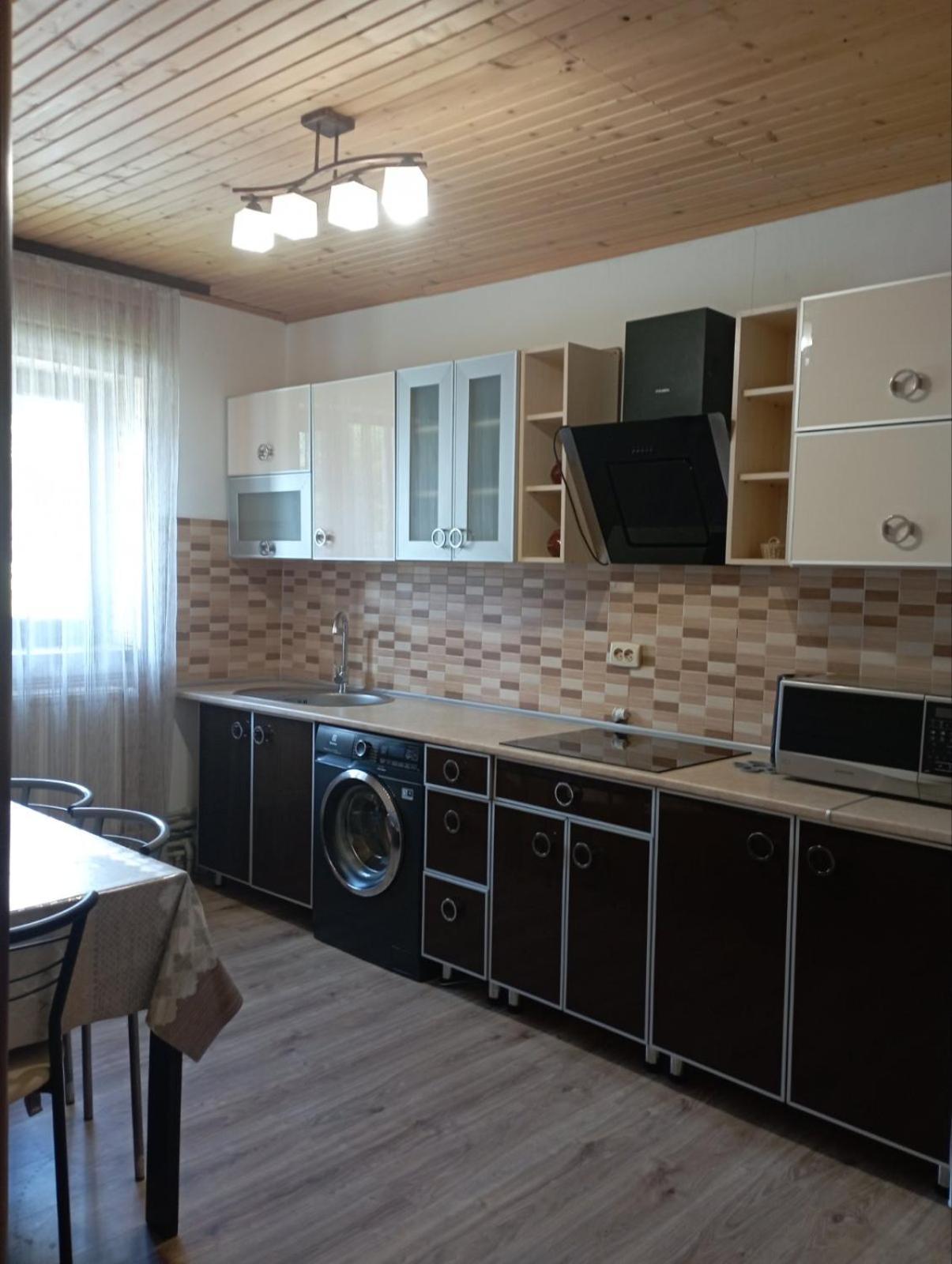 U Anastasii I Sofii Bilya Richki Guest House Mykuljtsjin Eksteriør bilde