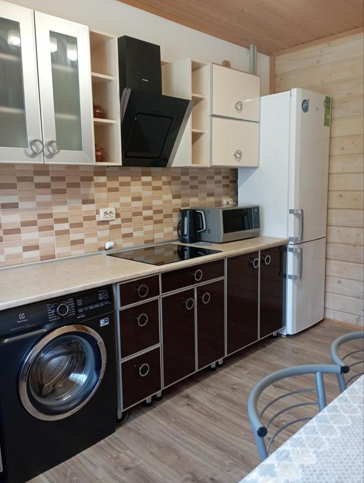 U Anastasii I Sofii Bilya Richki Guest House Mykuljtsjin Eksteriør bilde