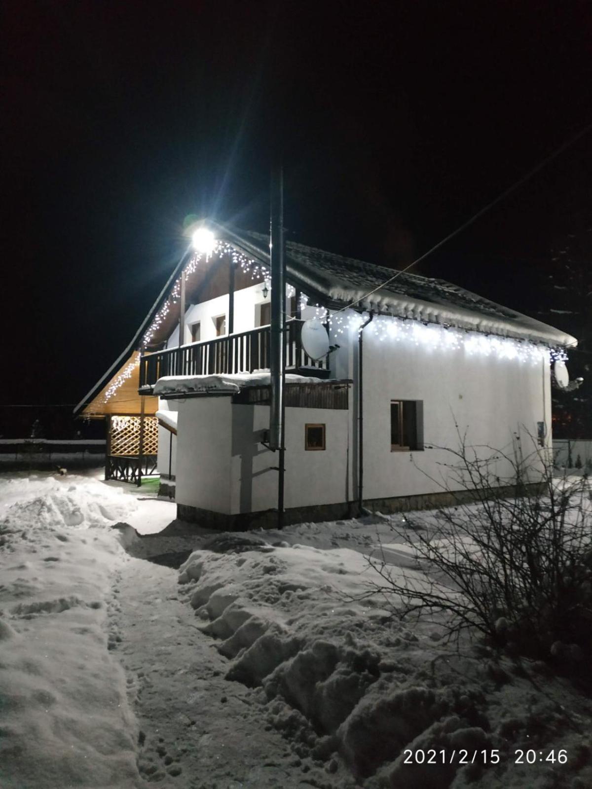U Anastasii I Sofii Bilya Richki Guest House Mykuljtsjin Rom bilde