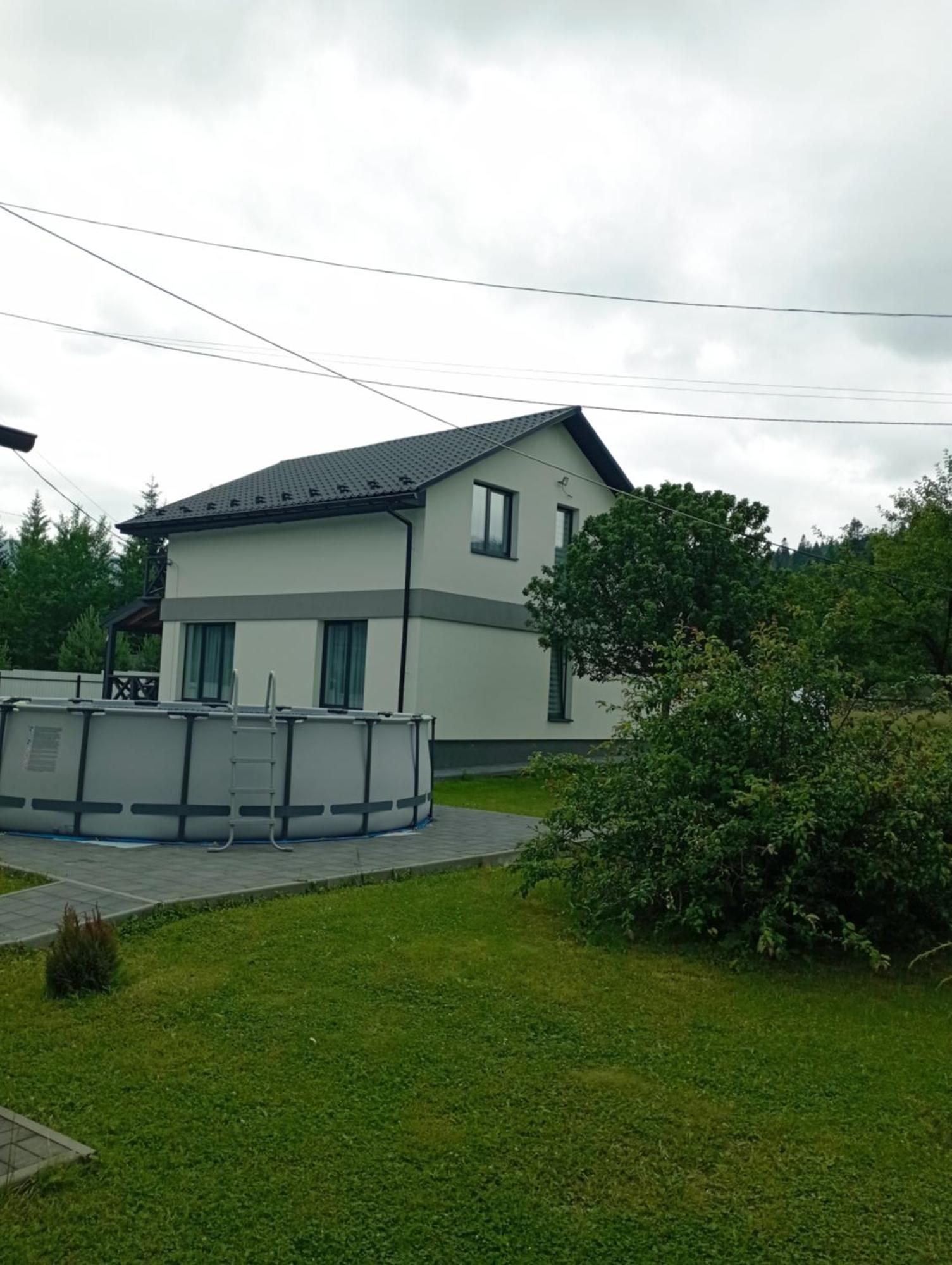 U Anastasii I Sofii Bilya Richki Guest House Mykuljtsjin Eksteriør bilde