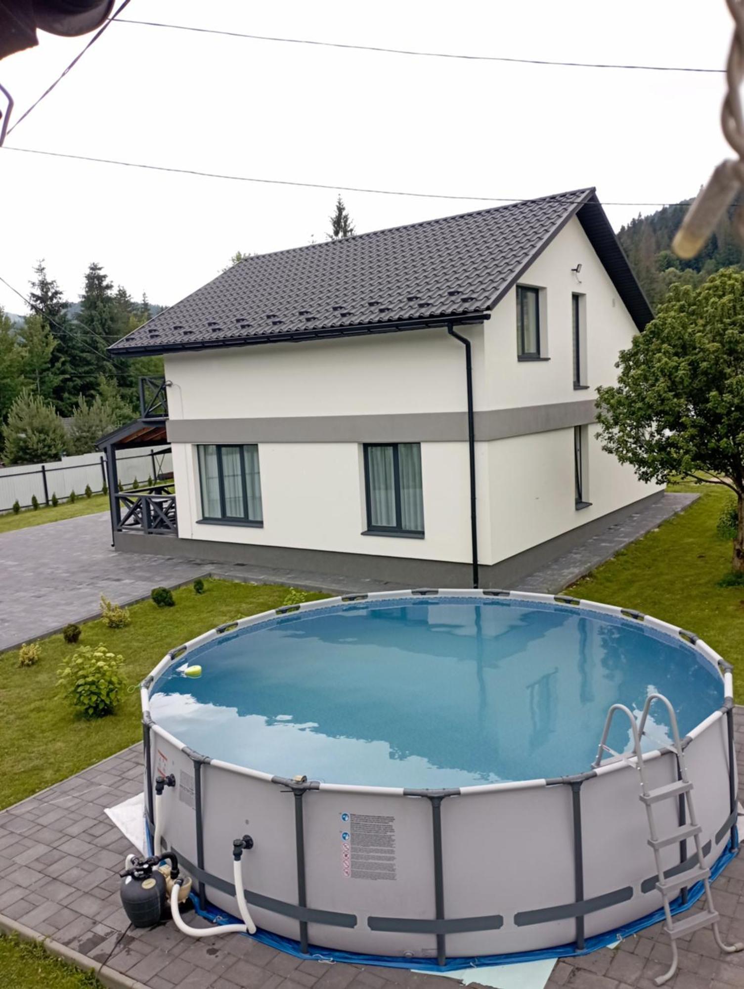 U Anastasii I Sofii Bilya Richki Guest House Mykuljtsjin Eksteriør bilde